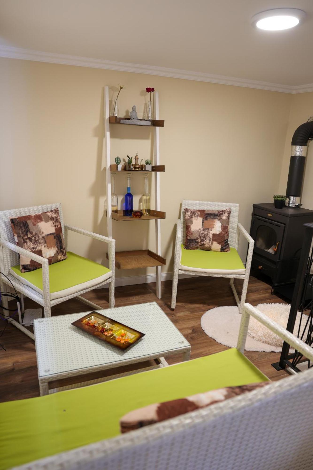 Alara Apartment Тирана Екстер'єр фото